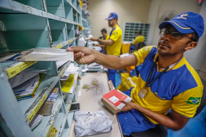 Read more about the article Correios oferta mais de 3 mil vagas imediatas
