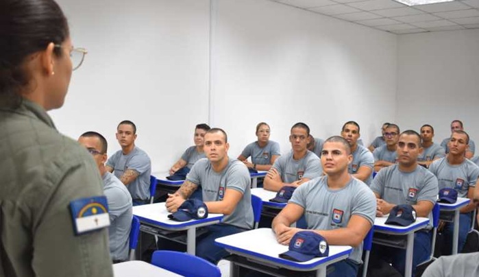 Read more about the article Governo de Pernambuco convoca mais 2.400 aprovados no concurso da PMPE