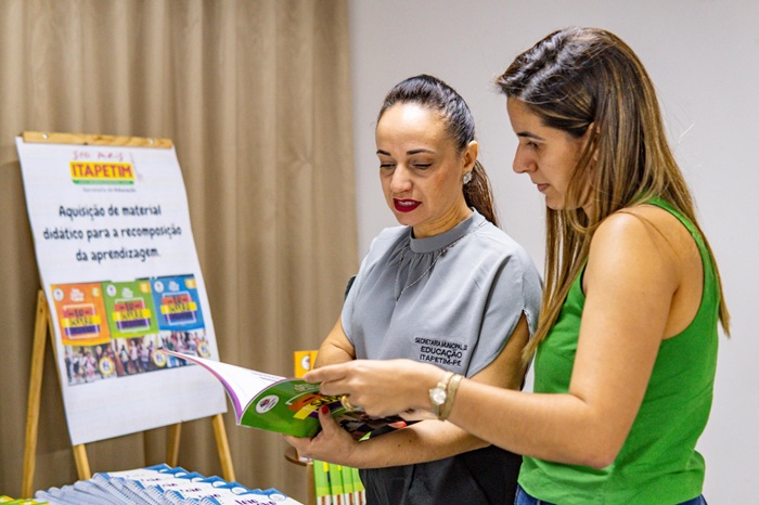 Read more about the article Prefeitura de Itapetim faz aquisição de novos livros e materiais didáticos para fortalecer aprendizagem dos estudantes