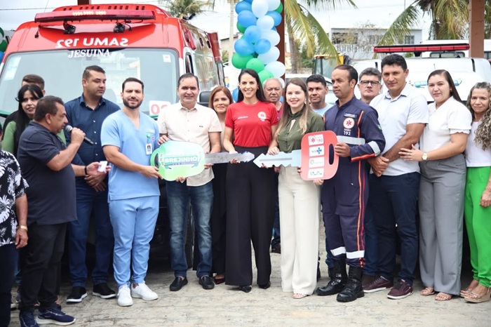 Read more about the article Brejinho comemora a chegada de duas novas ambulâncias