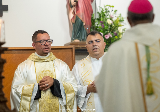Read more about the article Bispo escolheu padre para ficar no período de vacância na Paróquia de Santa Terezinha-PE