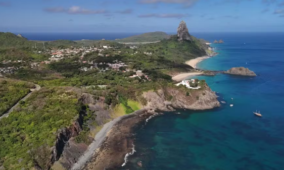 You are currently viewing Fernando de Noronha é o 1º lugar do Brasil a medir Felicidade Interna Bruta