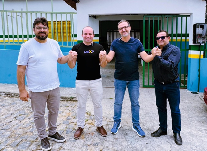 Read more about the article  Fredson Brito recebeu síndico do Moda Center e tratou de parceria para São José do Egito
