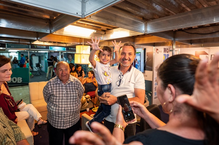 Read more about the article Prefeito Fredson comemora sucesso da Feira de Negócios do Alto Pajeú