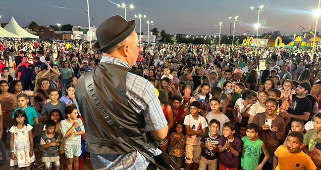 Read more about the article Prefeitura de São José do Egito realizou grande festa do Dia das Crianças com a Carreta da Alegria
