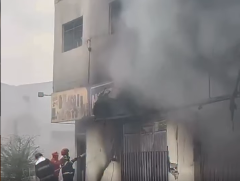 Read more about the article Incêndio de grandes proporções destrói Lojão Popular em Tabira