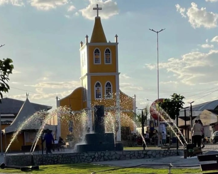 Read more about the article Prefeitura vai entregar Praça de Riacho do Meio neste sábado (06)