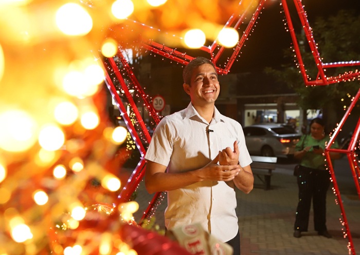 Read more about the article Tabira dá início ao Natal com a abertura emocionante do Tabira Luz 2025