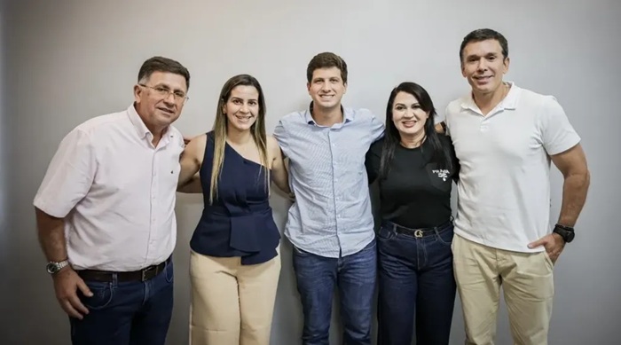 Read more about the article Grupo socialista de Itapetim vai apoiar Eliane Soares para federal