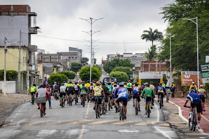 Read more about the article 3º Pedal Social do Projeto Tio Gil reuniu ciclistas de Pernambuco e da Paraíba e foi um sucesso