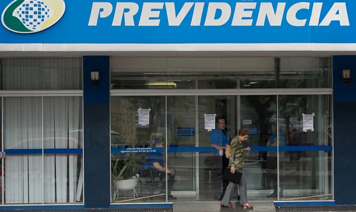 Read more about the article Agências do INSS voltam ao atendimento normal, sistema ainda retomam gradativamente