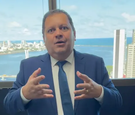 Read more about the article Diretor da Faculdade Vale do Pajeú sofreu acidente