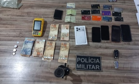 Read more about the article Polícia Militar prendeu dois homens por extorquir duas pessoas em Tabira 