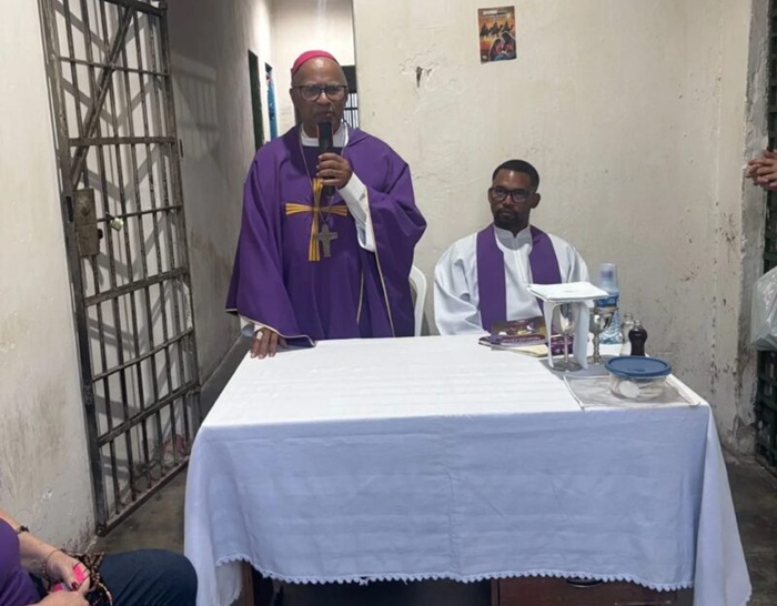 Read more about the article Bispo celebrou missa na Cadeia Pública de São José do Egito