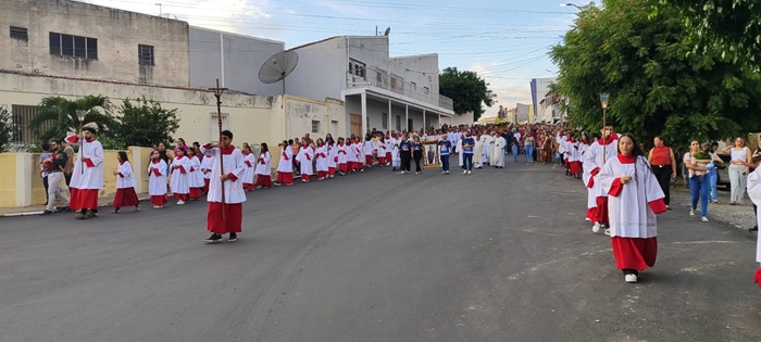 Read more about the article Programação de encerramento da Festa de São José teve boa participação de fies em São José do Egito
