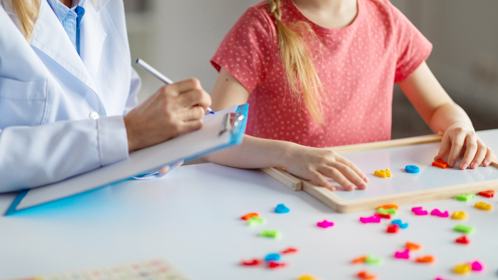 Leia mais sobre o artigo Mais de 66 mil pessoas esperam consultas para diagnóstico de autismo em Pernambuco, aponta TCE