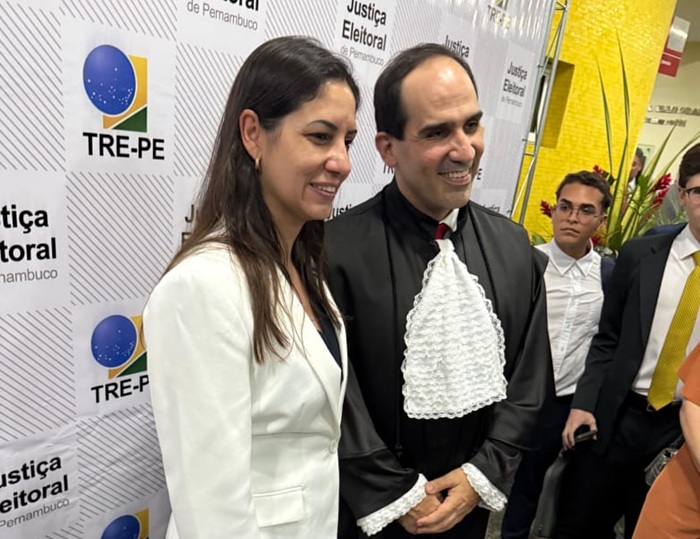Leia mais sobre o artigo Advocacia marca presença na posse de novo desembargador eleitoral do TRE-PE