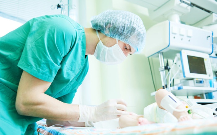 Leia mais sobre o artigo UTIs pediátricas de Pernambuco operam no limite, ocupação chega a 100%