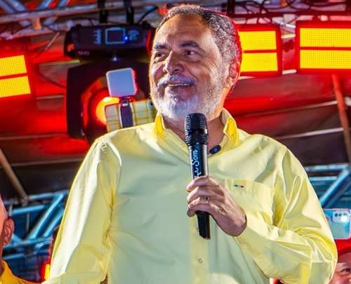 Leia mais sobre o artigo Ex-prefeito de Carnaíba diz que vai tentar disputa pra deputado federal