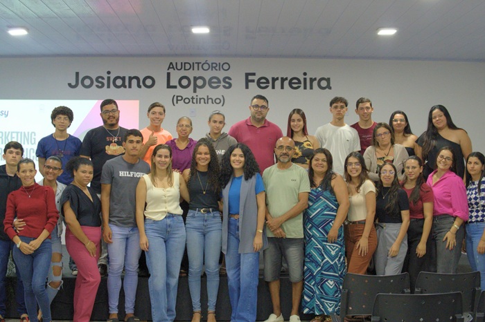 Leia mais sobre o artigo Prefeitura de Itapetim realizou oficinas de fotografia, marketing e produção de conteúdo