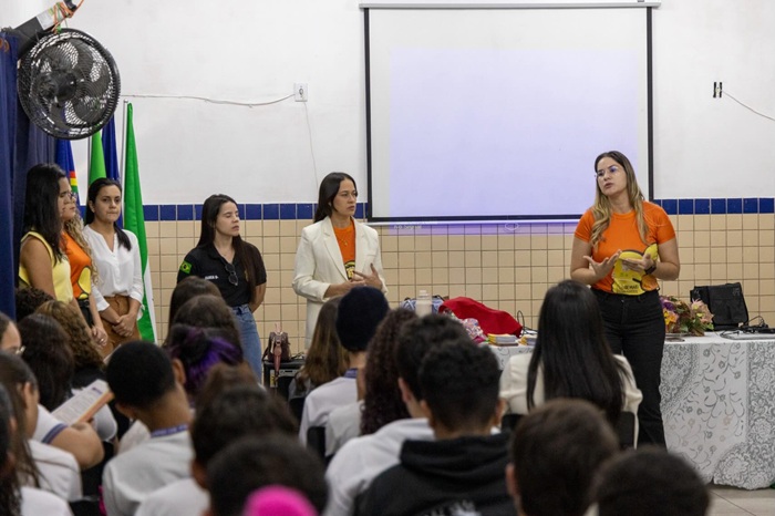 Leia mais sobre o artigo Rede de proteção realiza ações de conscientização no maio laranja em Itapetim