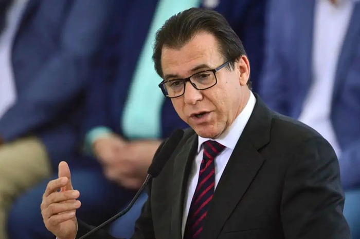 Leia mais sobre o artigo Não há possibilidade de compensação tributária ou fiscal, grava Ministro do Trabalho sobre fim da escala 6×1