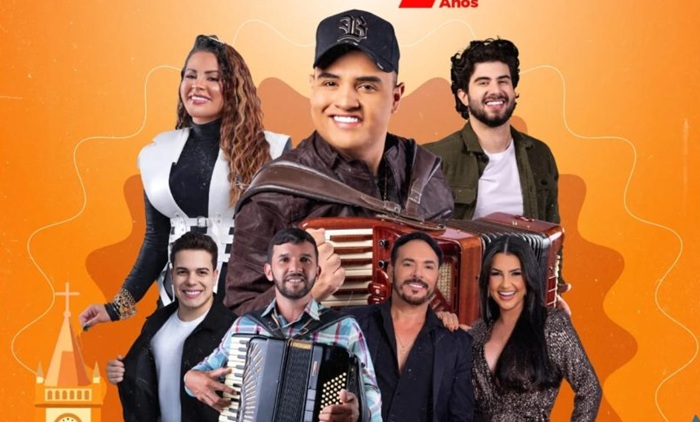 Leia mais sobre o artigo Tarcísio de Acordeon se apresenta nos 77 anos de Tabira