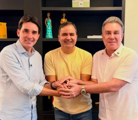 Leia mais sobre o artigo Gilson Bento vai apoiar Ricardo Teobaldo para federal