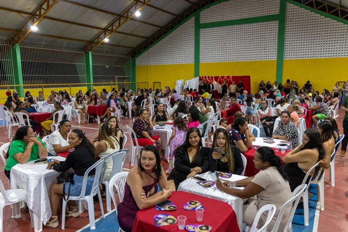 Leia mais sobre o artigo Itapetim realiza homenagem às mães dos programas sociais