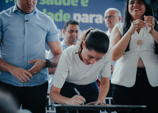 Leia mais sobre o artigo Raquel Lyra deverá está de volta ao Pajeú neste sábado (27)