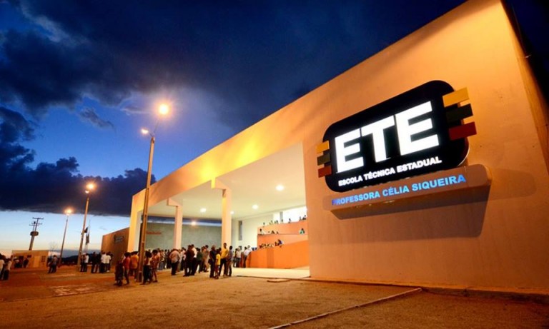 Leia mais sobre o artigo ETE Célia Siqueira tem vagas para cursos técnicos subsequentes; confira