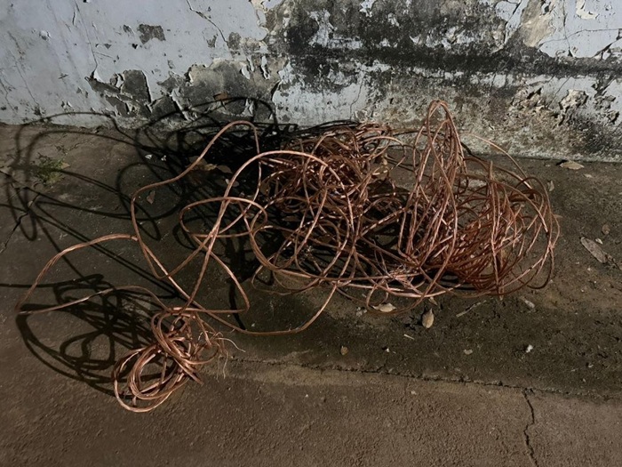 Leia mais sobre o artigo Polícia recupera 27 kg de fios de cobre, furtados em Tabira