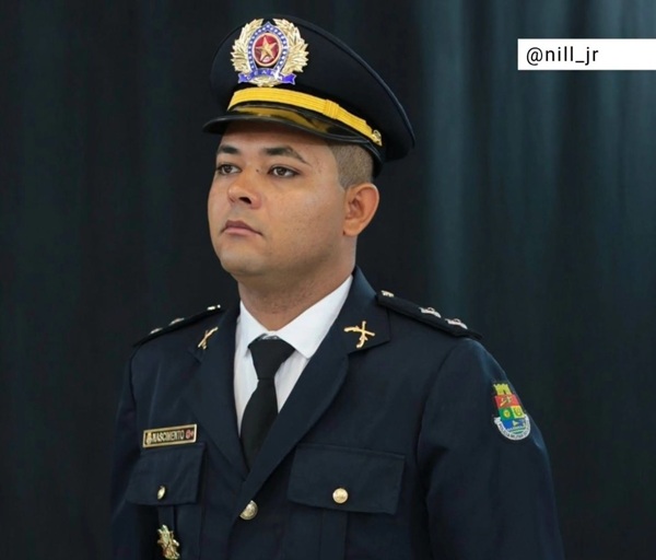Leia mais sobre o artigo Menino que vendia picolé em Água Branca-PB se torna comandante regional da Polícia no Ceará