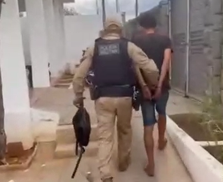 Leia mais sobre o artigo Polícia prendeu em Brejinho-PE, suspeito de participar de tentativa de homicídio em Patos-PB