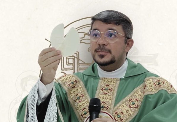 Leia mais sobre o artigo Diocese de Afogados oficializa Padre exorcista