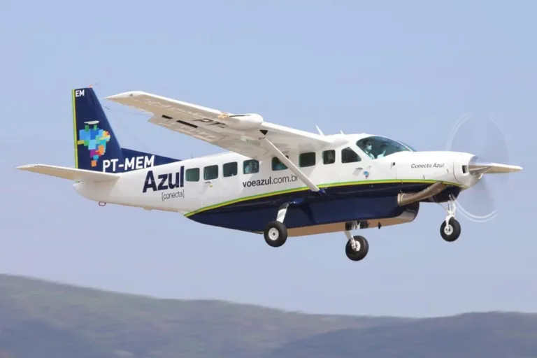 No momento, você está visualizando Passagens aéreas entre Serra Talhada e Recife chegam a R$ 1,8 mil no site da Azul