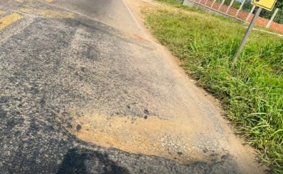No momento, você está visualizando Operação Tapa-Buracos na PE-320 está parada e revolta motoristas no Pajeú