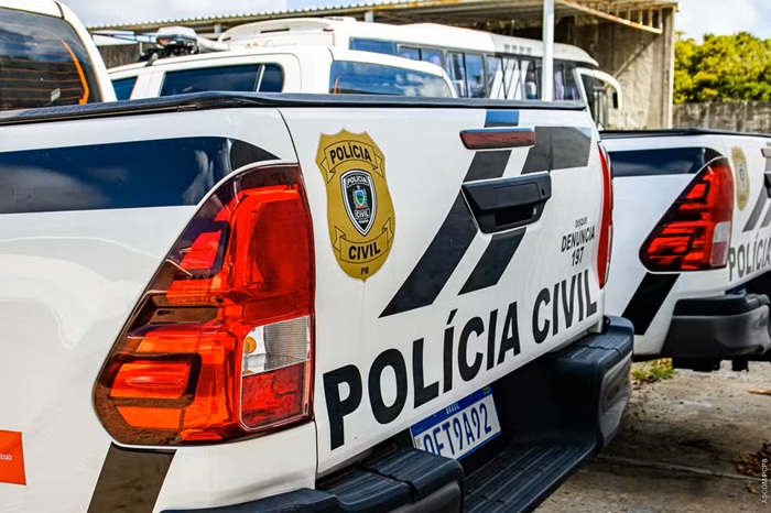 Leia mais sobre o artigo Homem é preso suspeito de agredir namorada para forçar relacionamento aberto, na Paraíba